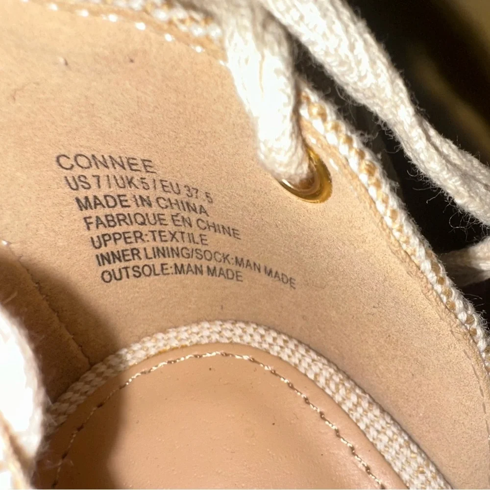 JustFab Women's Coral Espadrilles size 7.    (106)